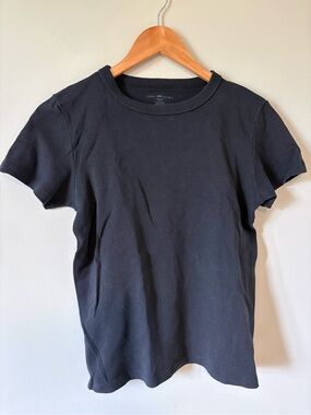 Brandy Melville Short Sleeve 100% Cotton Tee Top